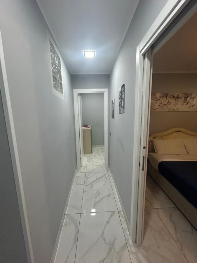 Casa Vacanze Qs 10 Apartment Naples Exterior photo